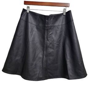 Mark Zunino Perforated Faux Leather Skirt sz‎ 10 nwot